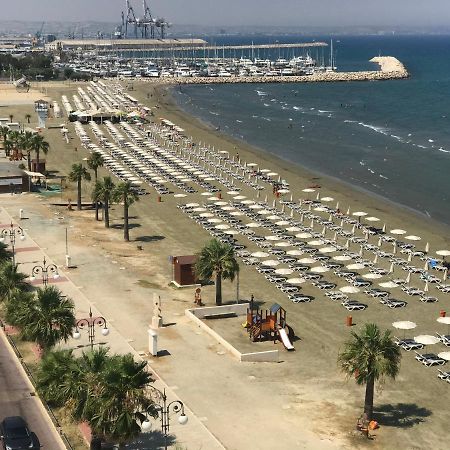 Panoramic Sea View Apartments Larnaca Esterno foto